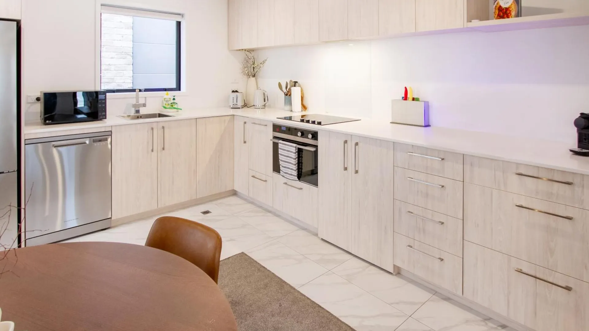 4 Bedrooms In The Heart Of Christchurch Cbd New Zealand